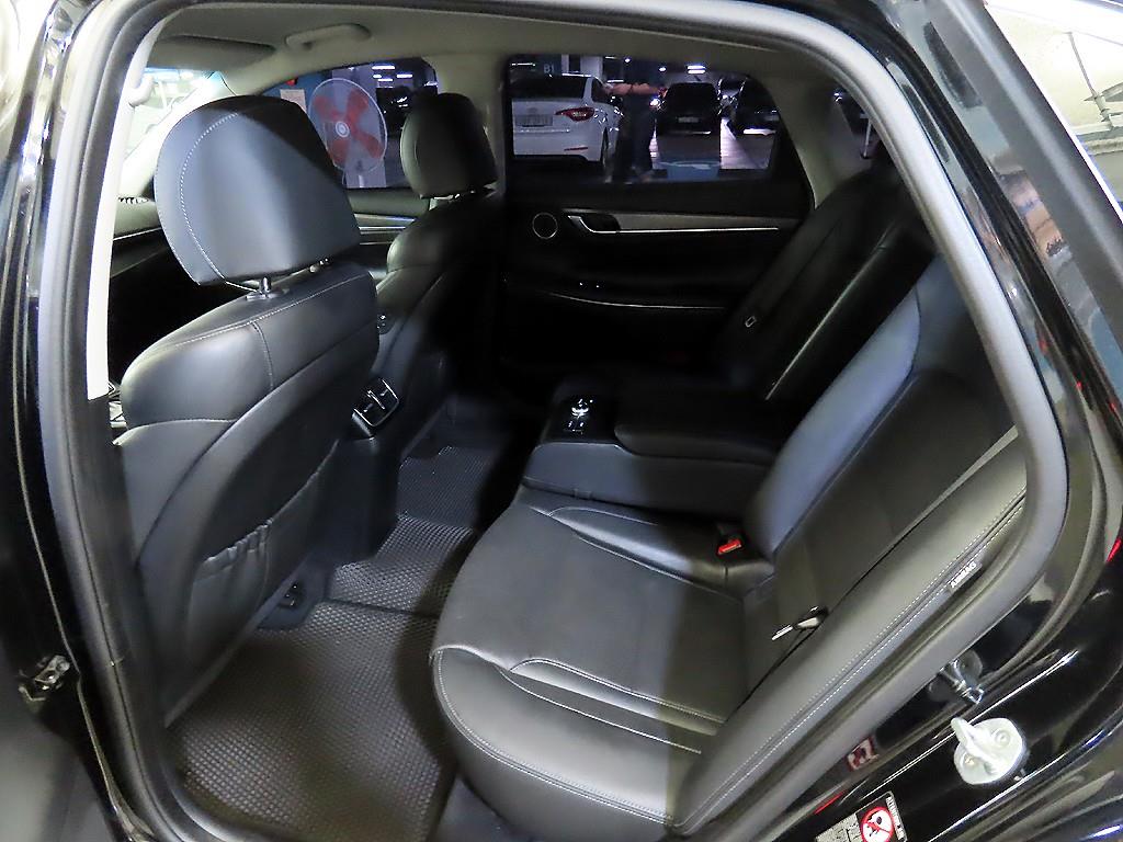 HYUNDAI Grandeur - Vista 7