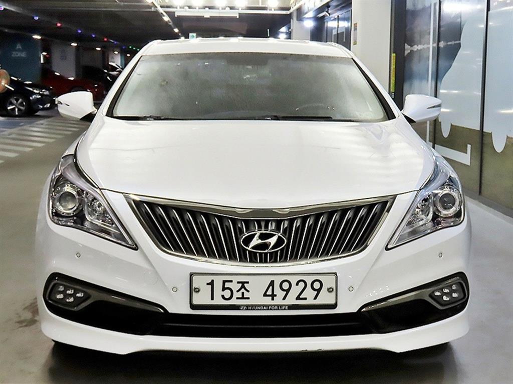 HYUNDAI Grandeur - Vista 2