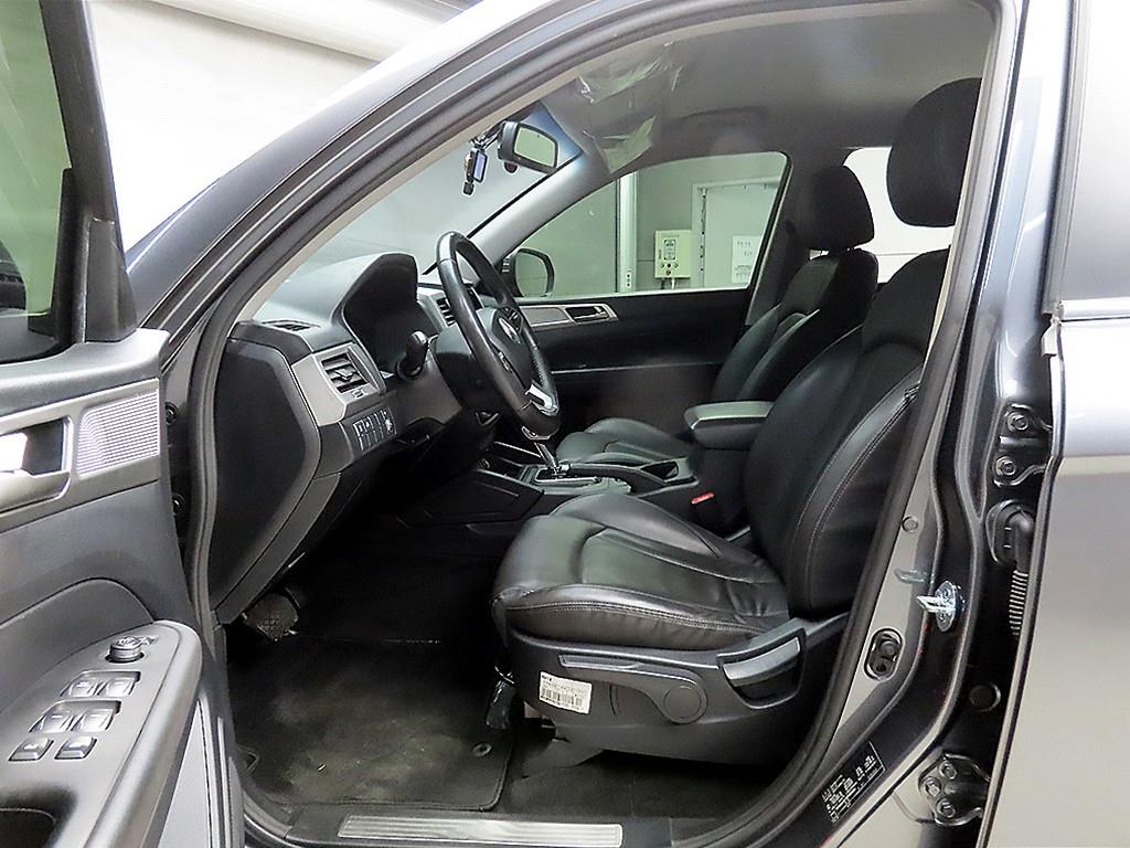 Ssangyong Rexton - Vista 5
