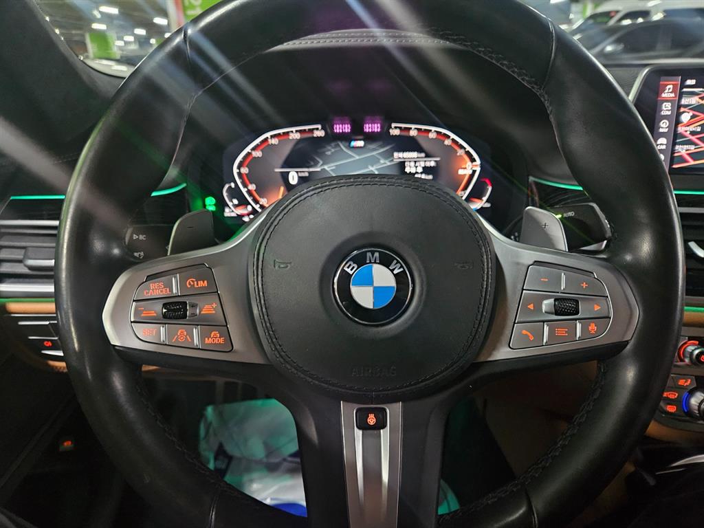 BMW 7 Series - Vista 9