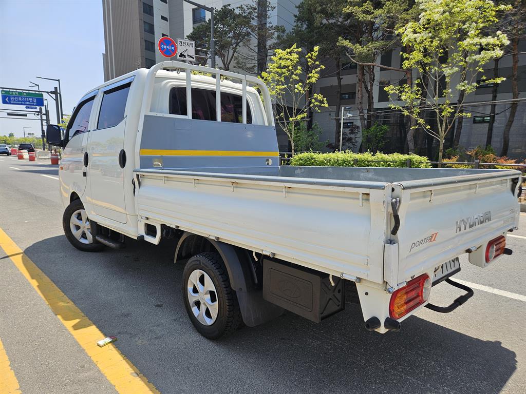 Small Truck Cargo (small) - Vista 8