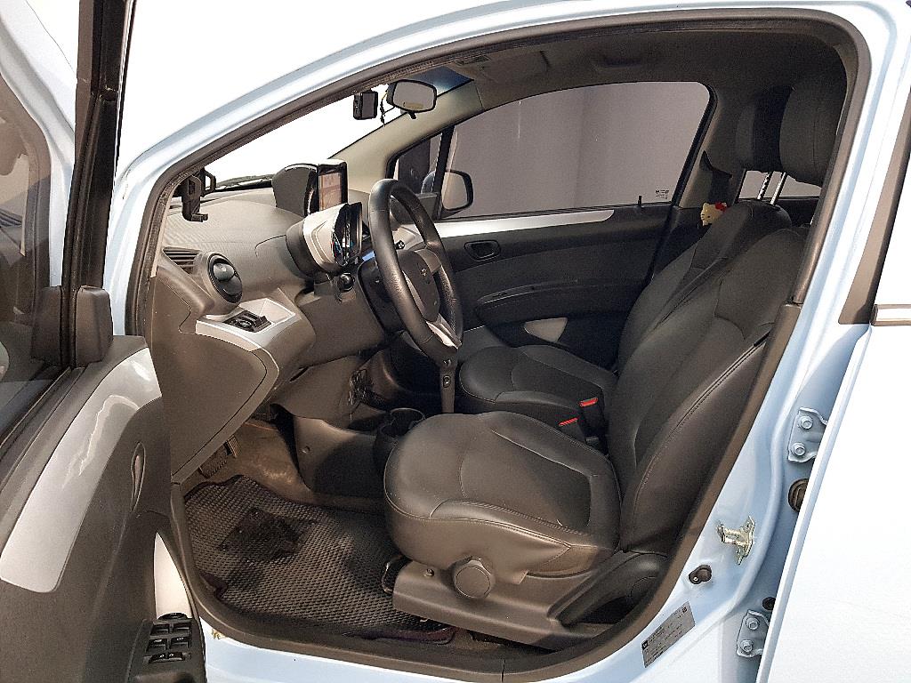 Chevrolet Spark - Vista 8