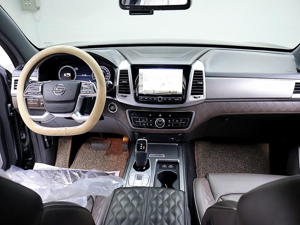 Ssangyong Rexton - Vista 9