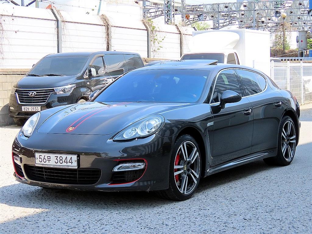 Porsche Panamera - Vista 2