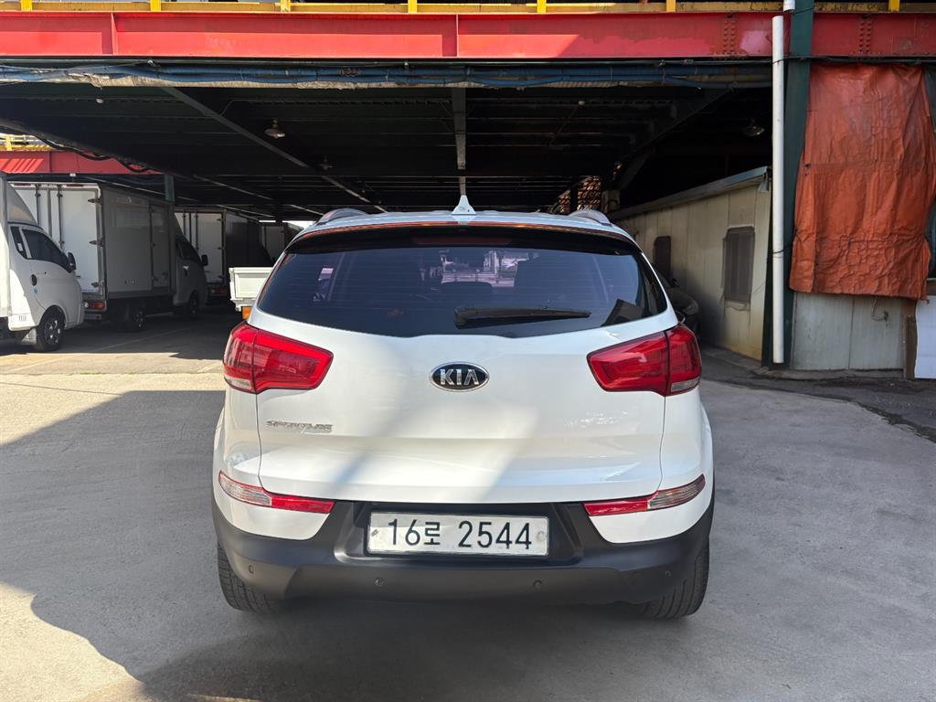 KIA Sportage - Vista 4