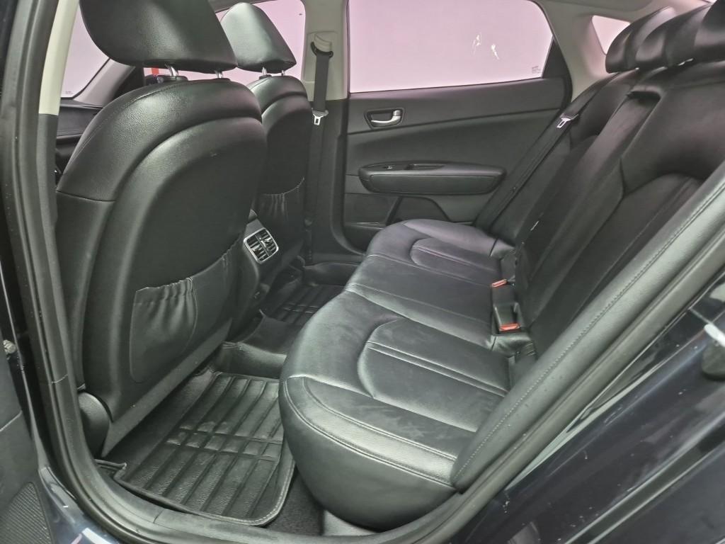 KIA K5 - Vista 10
