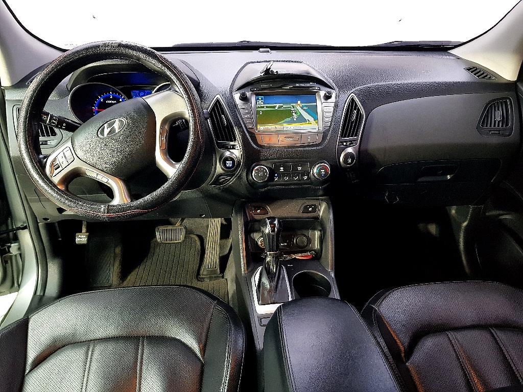 HYUNDAI Tucson - Vista 5