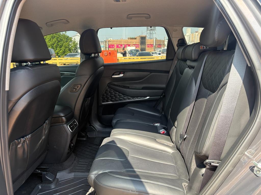 HYUNDAI Santa Fe - Vista 10