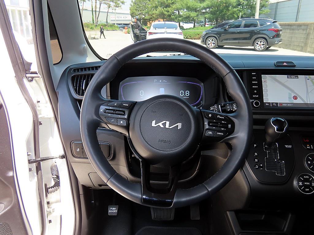 KIA Ray - Vista 8
