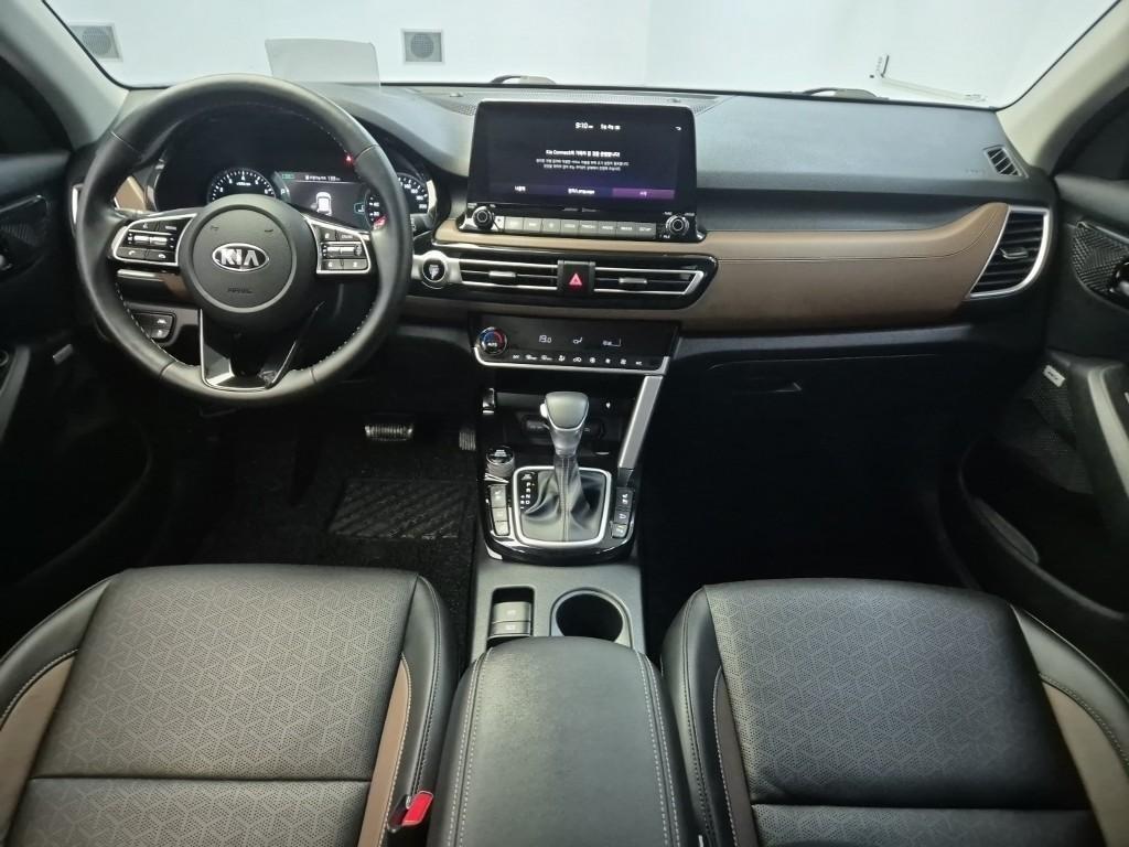 KIA Seltos - Vista 6