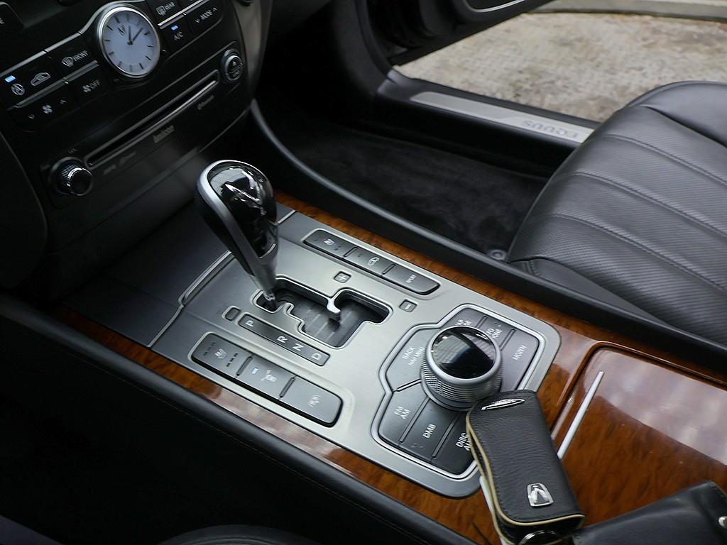 HYUNDAI Equus 2012 Negro - Importación desde Corea - HF Imports Iquique - Foto 10