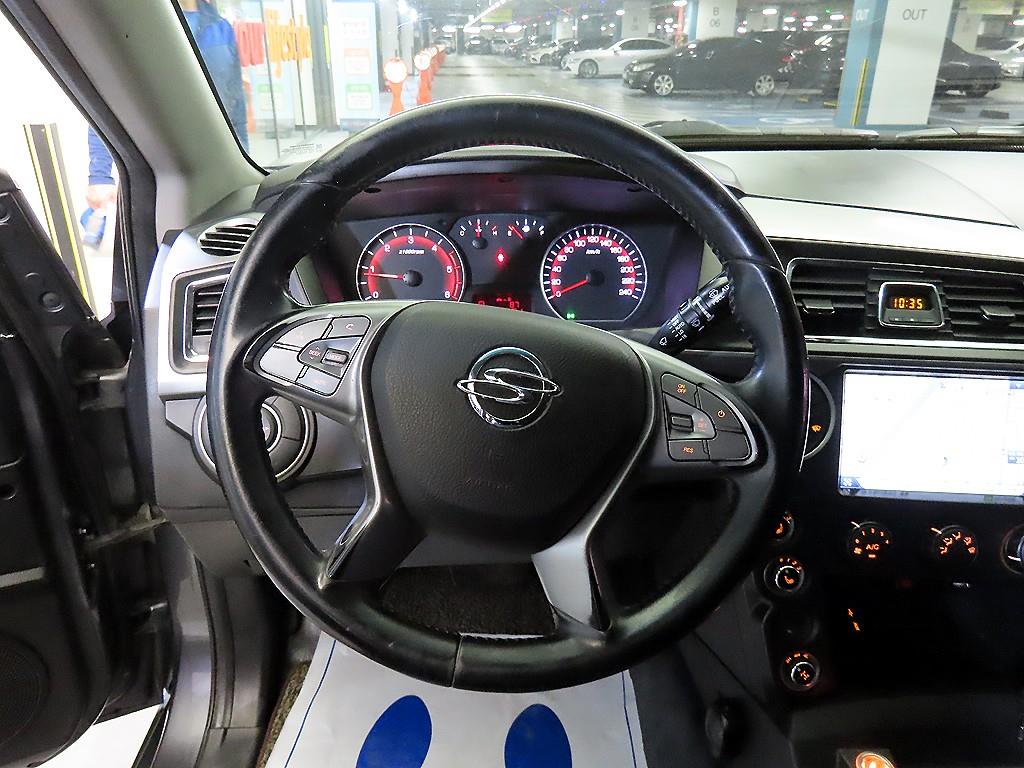 Ssangyong Korando - Vista 8