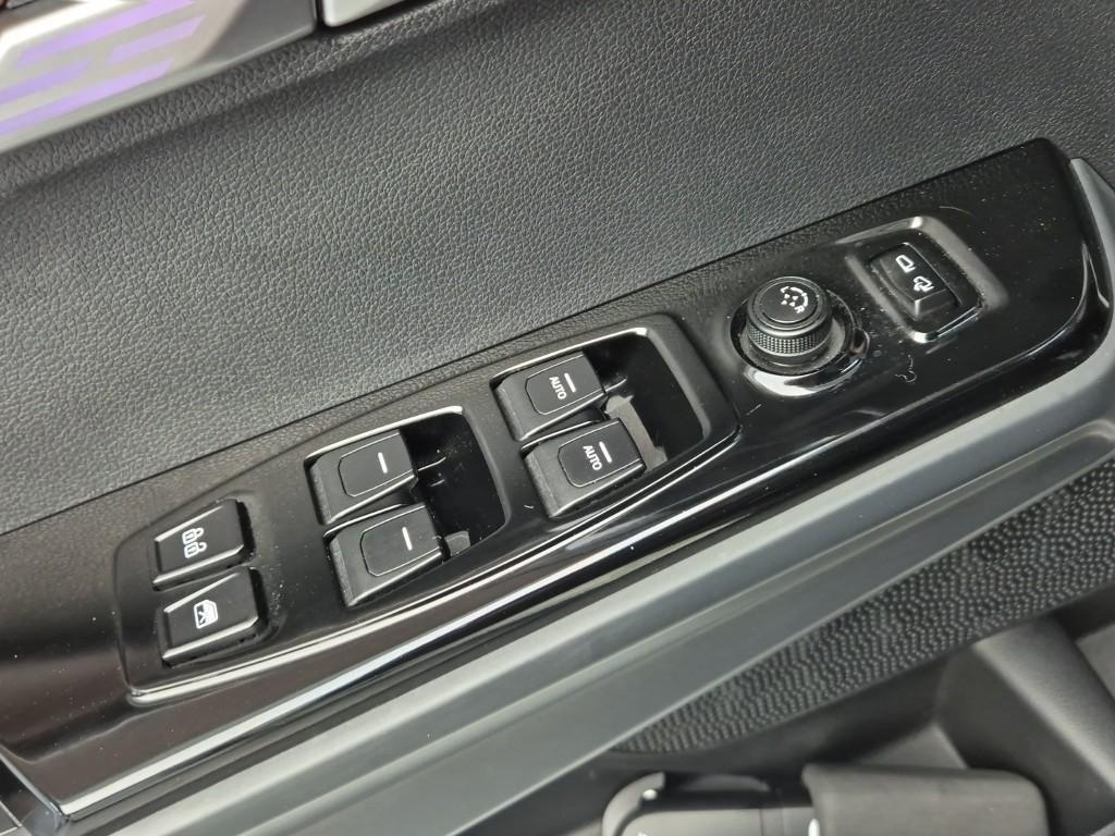 Ssangyong Torres 2023 Blanco - Importación desde Corea - HF Imports Iquique - Foto 18