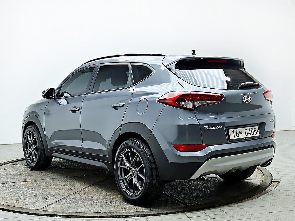 HYUNDAI Tucson - Vista 7