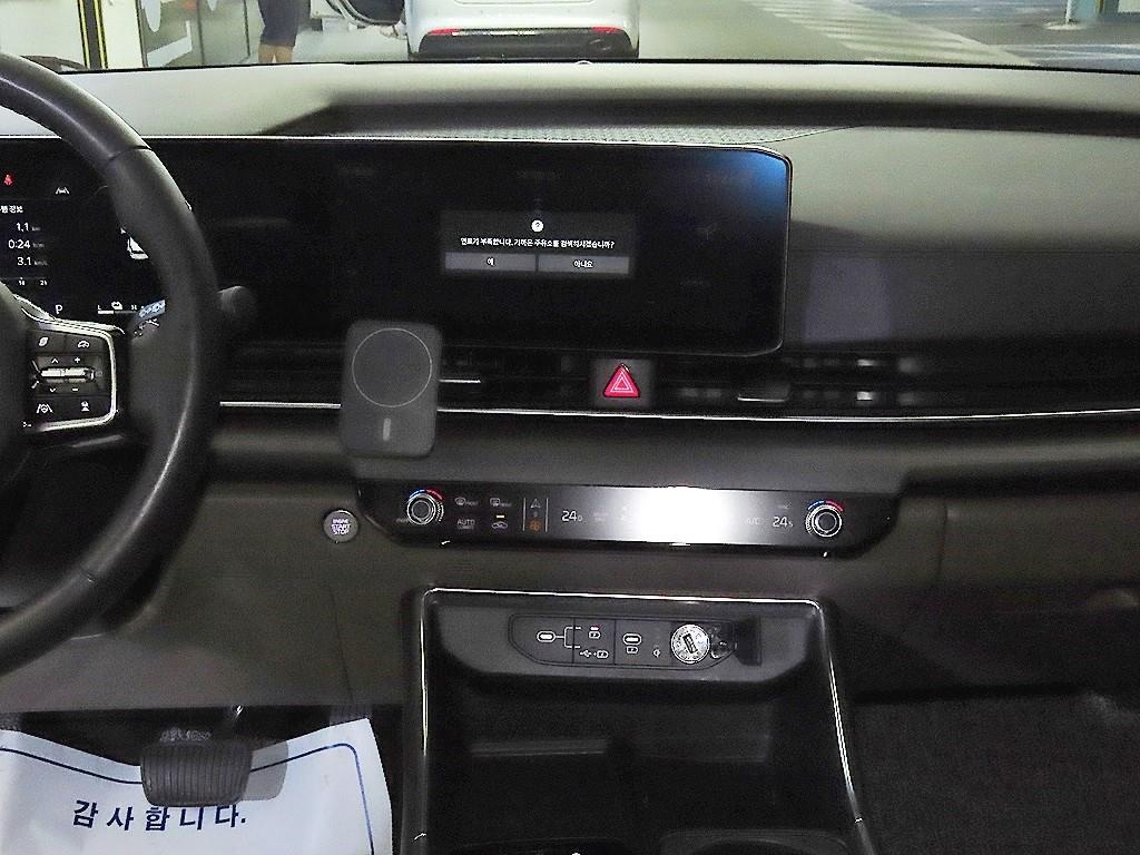 KIA Carnival - Vista 11