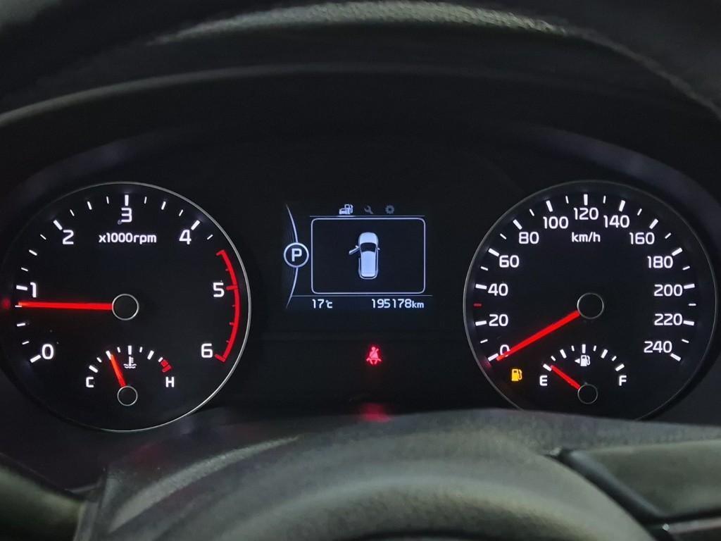 KIA Sportage - Vista 6