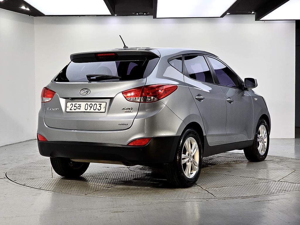 HYUNDAI Tucson - Vista 4