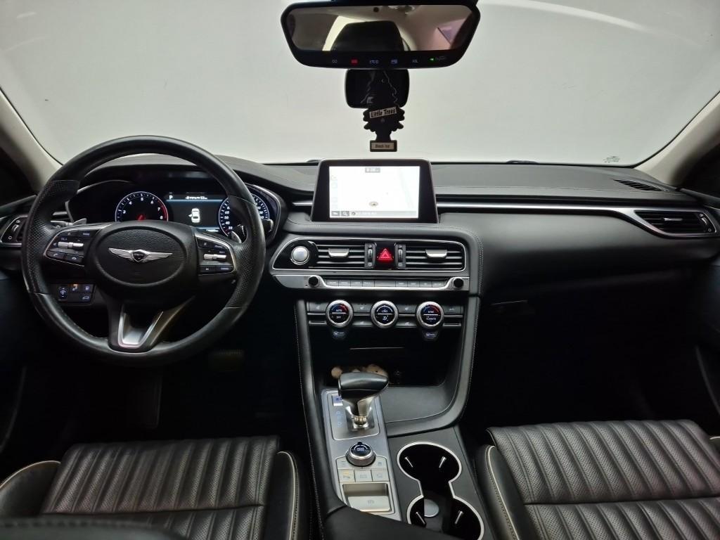 Genesis G70 - Vista 7