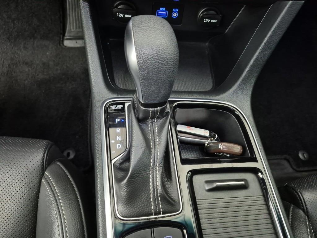 HYUNDAI Sonata - Vista 8