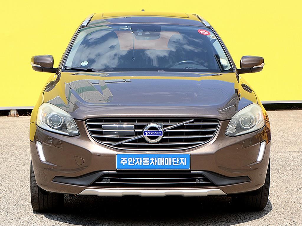 Volvo XC60 2015 Café - Importación desde Corea - HF Imports Iquique - Foto 1