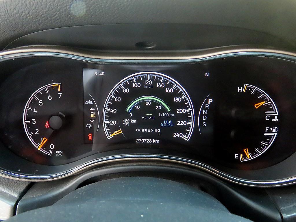 Jeep Cherokee - Vista 9