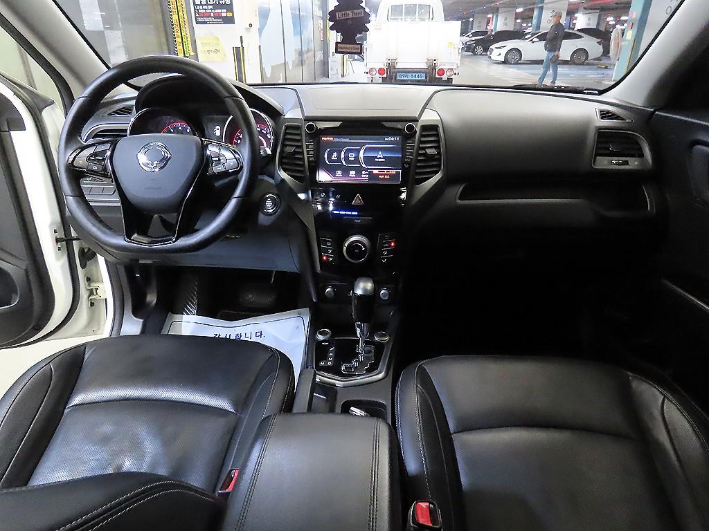 Ssangyong Tivoli - Vista 10