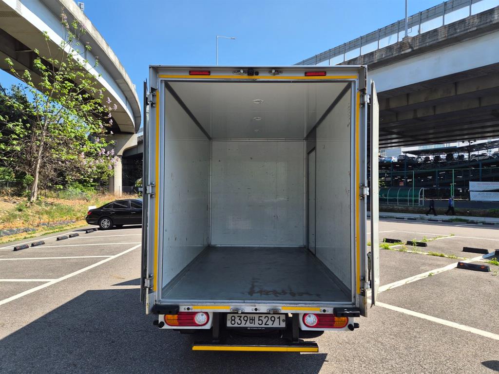 Small Truck Normal Box(High Deck) - Vista 5