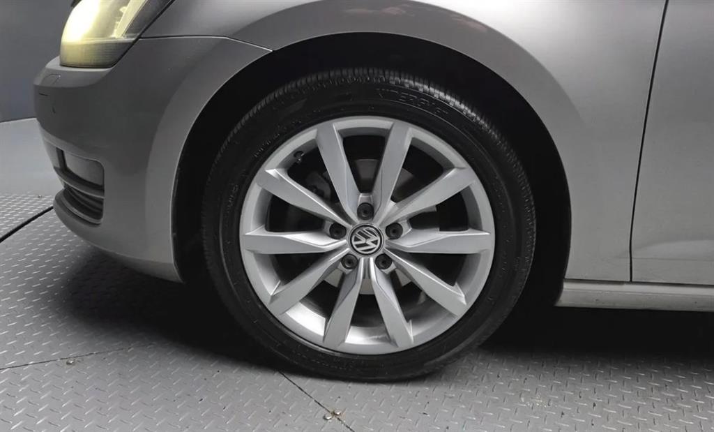 Volkswagen Golf - Vista 5