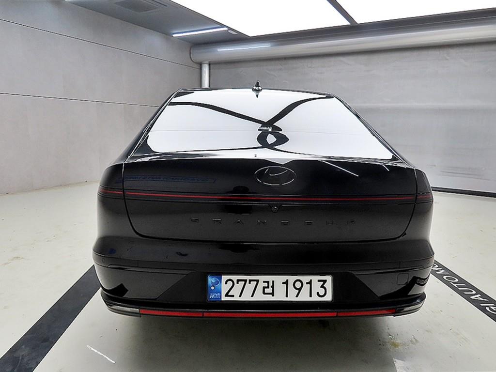 HYUNDAI Grandeur - Vista 3