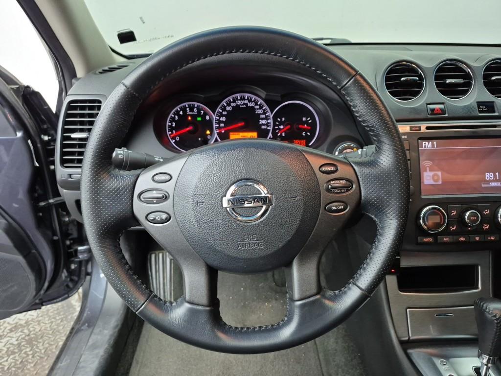 Nissan Altima - Vista 9