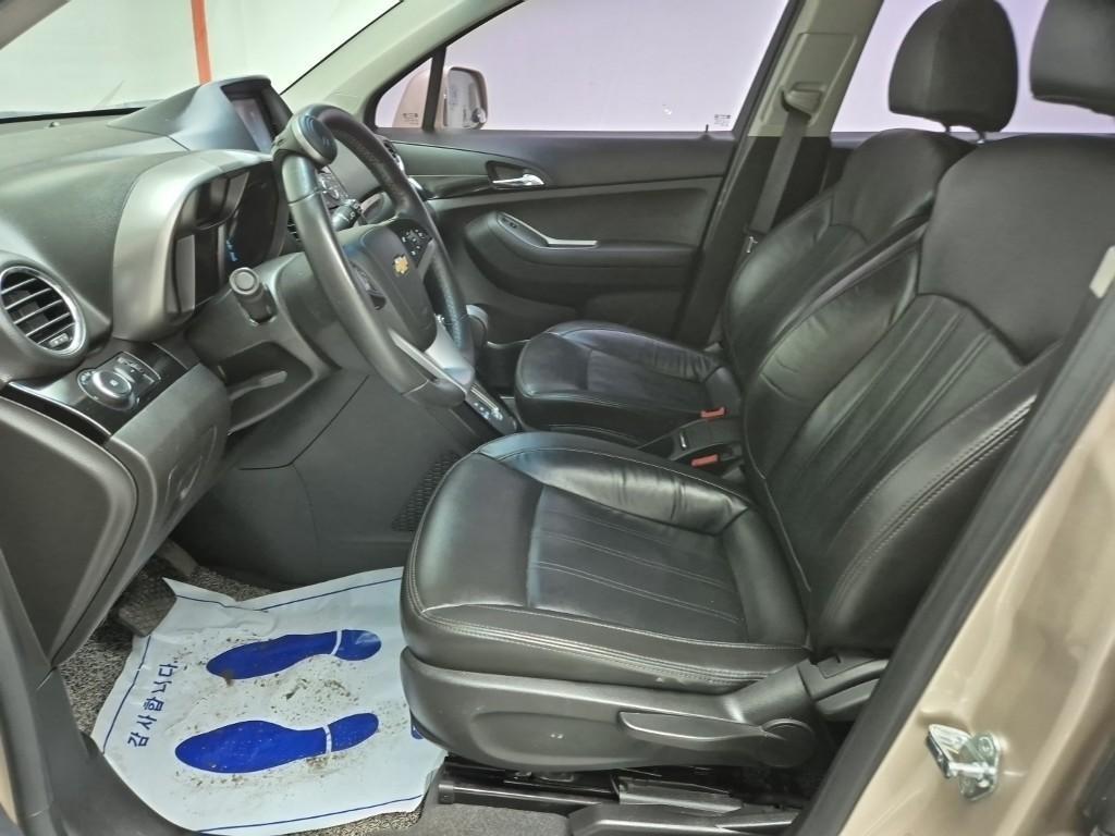 Chevrolet Orlando 2012 Gold color - Importación desde Corea - HF Imports Iquique - Foto 18