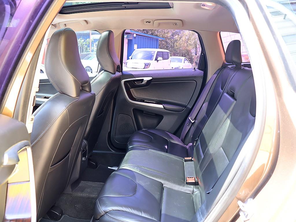 Volvo XC60 2015 Café - Importación desde Corea - HF Imports Iquique - Foto 11