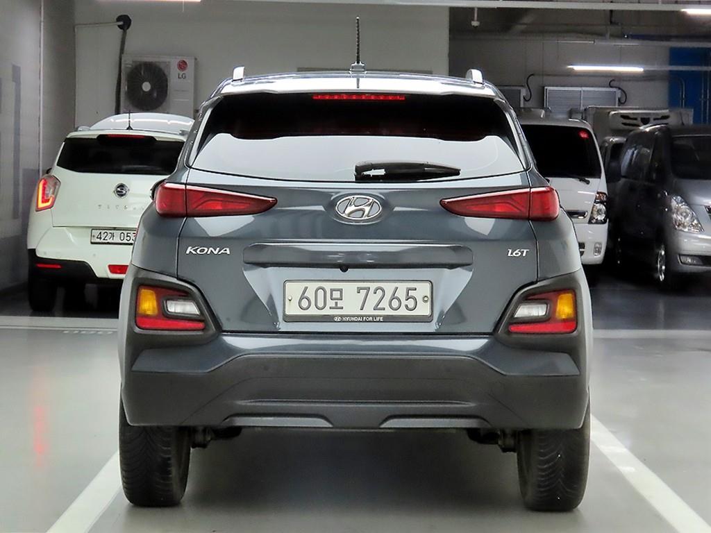 HYUNDAI Kona - Vista 3