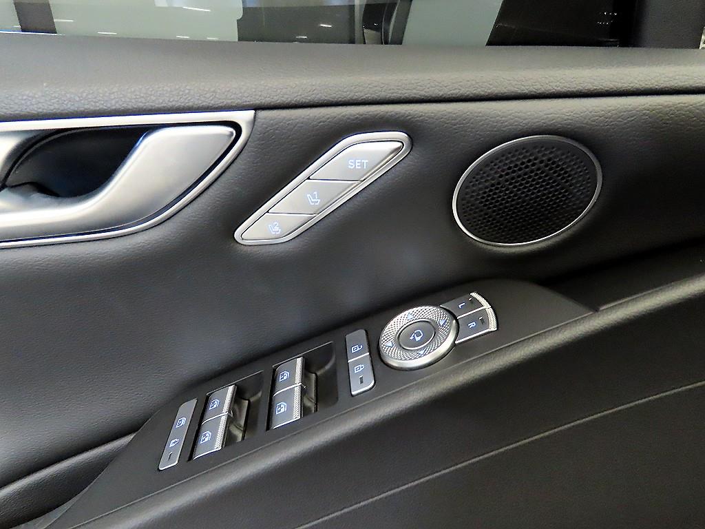 Genesis G80 2023 Negro - Importación desde Corea - HF Imports Iquique - Foto 13