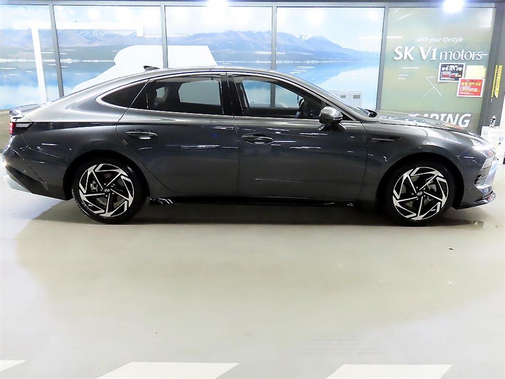 HYUNDAI Sonata - Vista 3