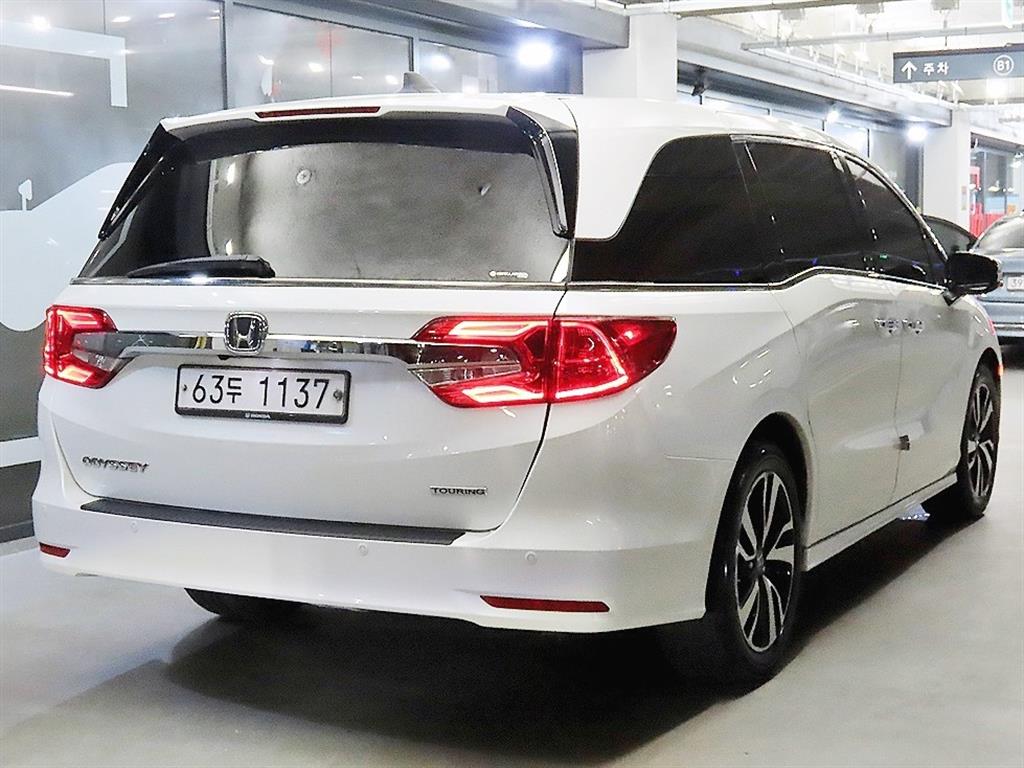 Honda Odyssey - Vista 5