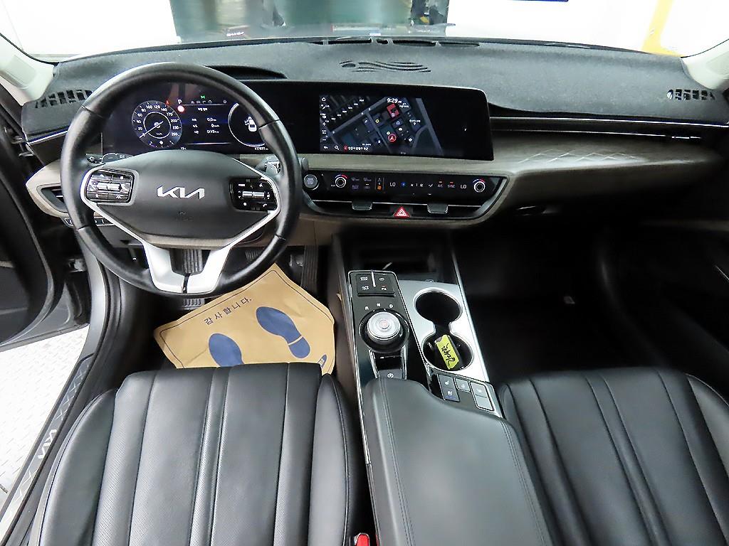 KIA K8 - Vista 7