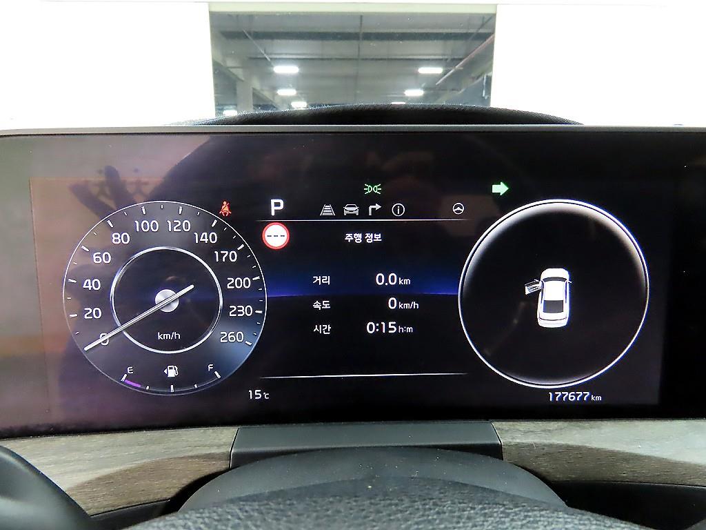 KIA K8 - Vista 8