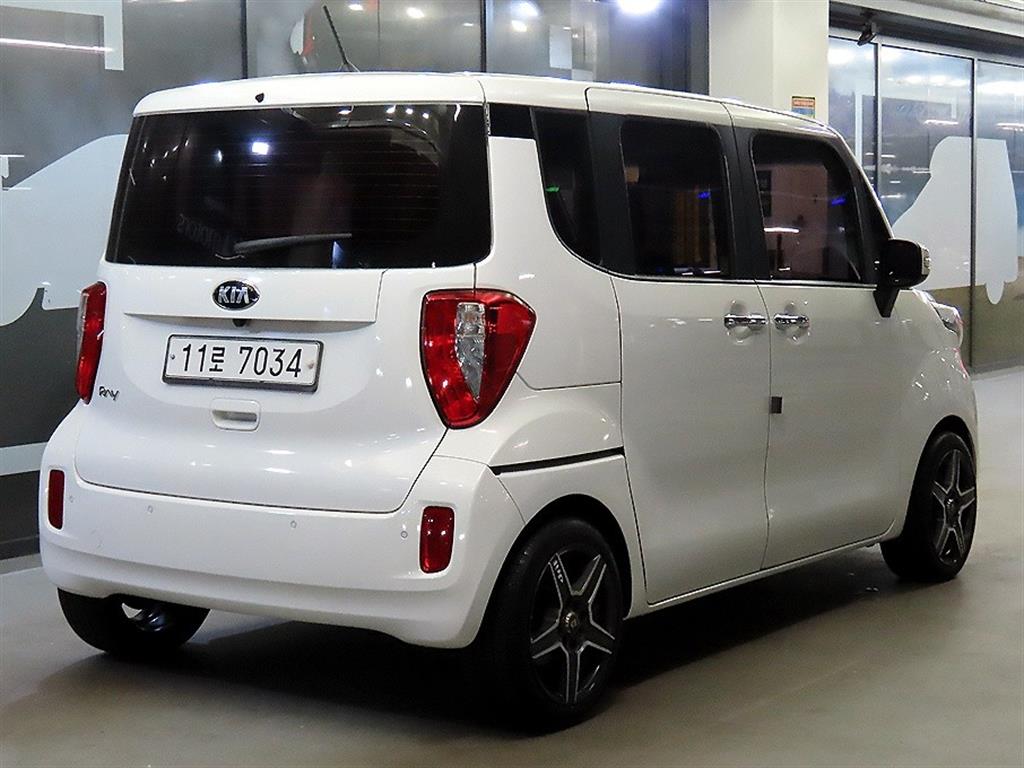 KIA Ray - Vista 4