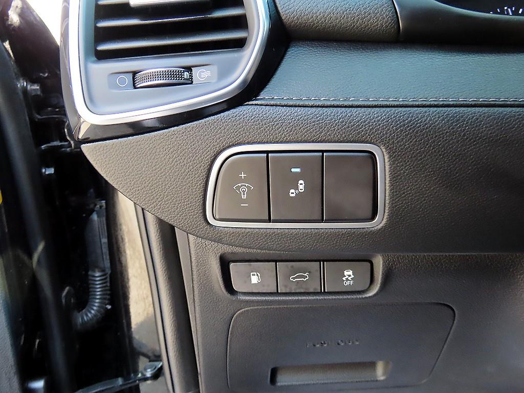 HYUNDAI Grandeur - Vista 12