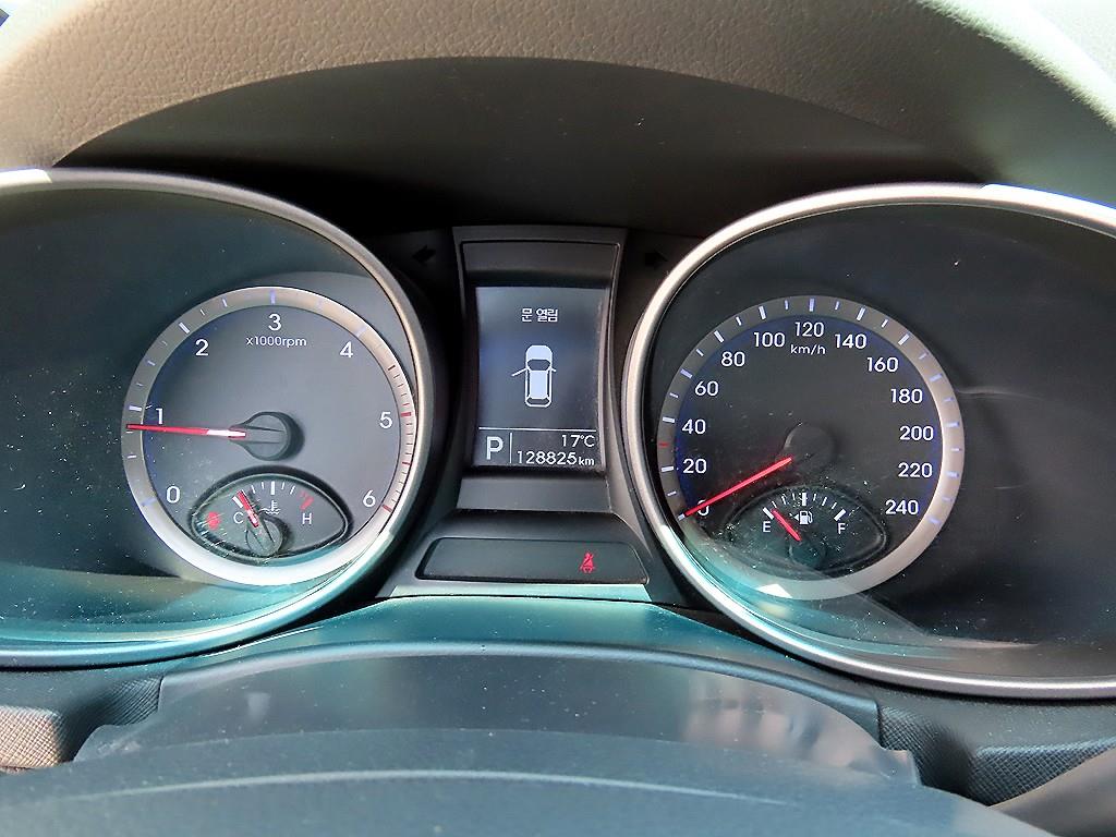 HYUNDAI Santa Fe - Vista 9