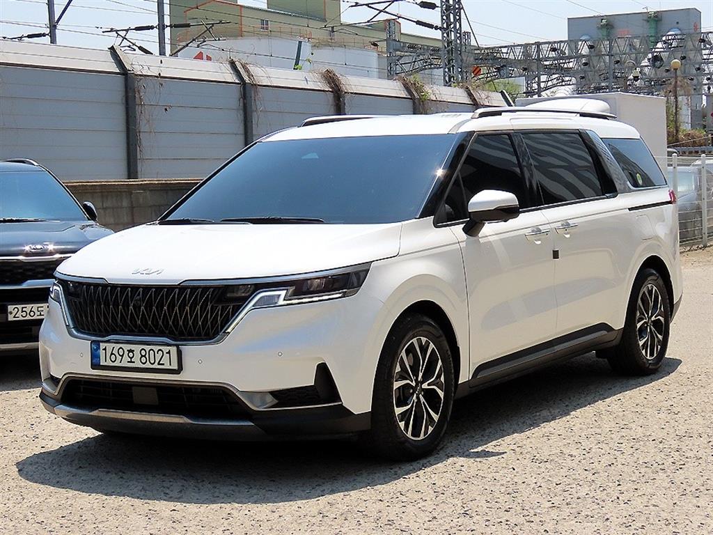 KIA Carnival - Vista 2