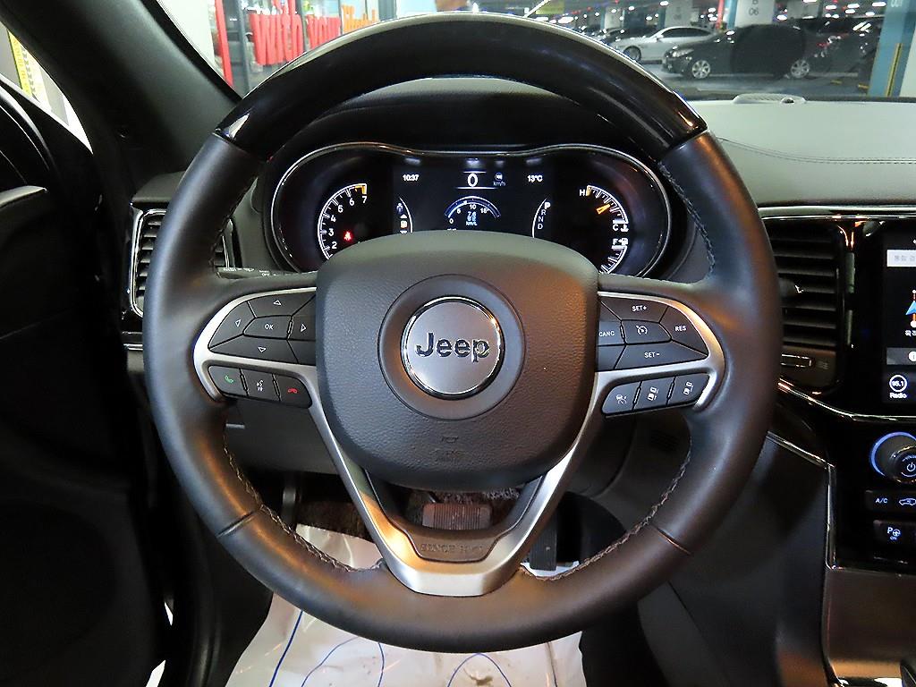 Jeep Cherokee - Vista 8