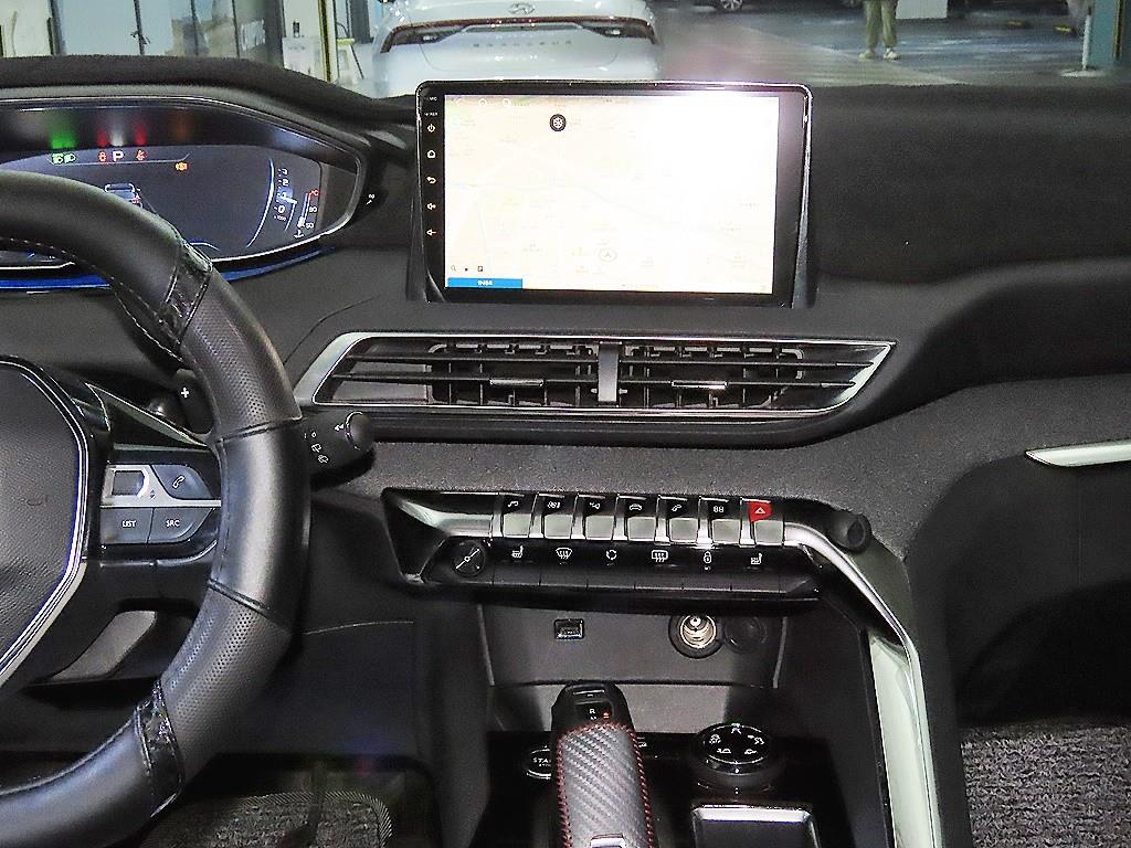 Peugeot 3008 - Vista 11