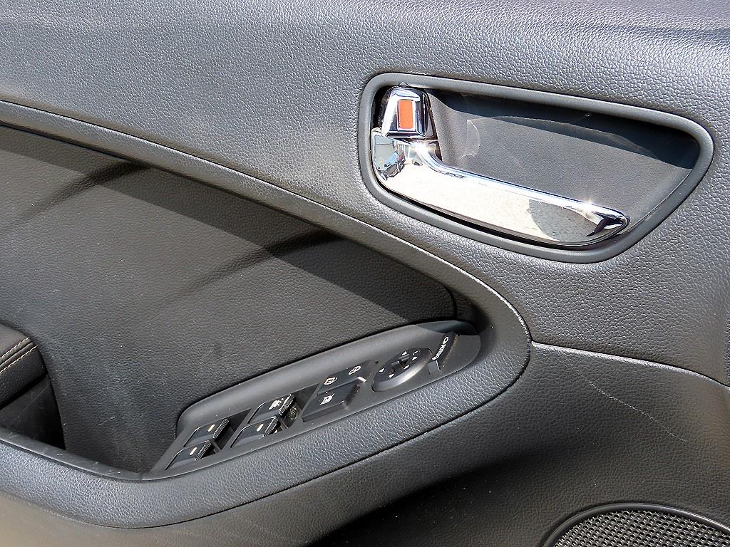 KIA K3 - Vista 11
