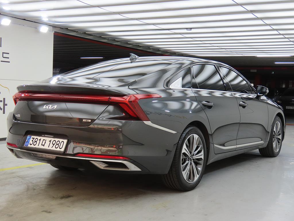 KIA K8 - Vista 3