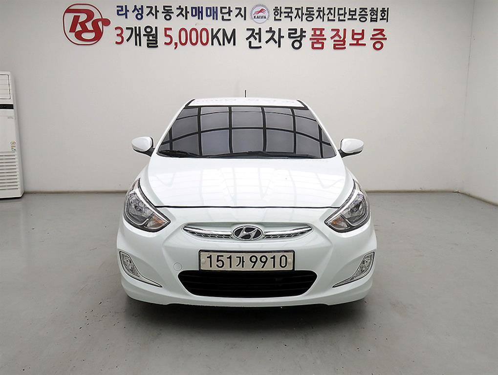 HYUNDAI Accent 2017 - Importación desde Corea - HF Imports Iquique - Foto 1