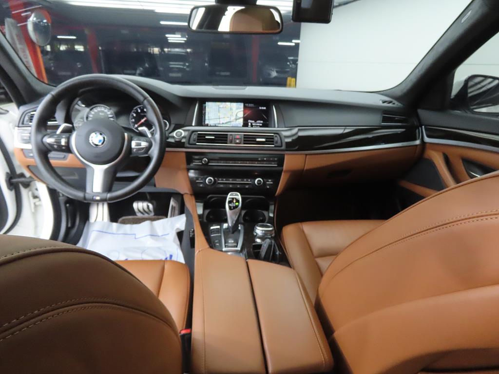 BMW 5 Series - Vista 7