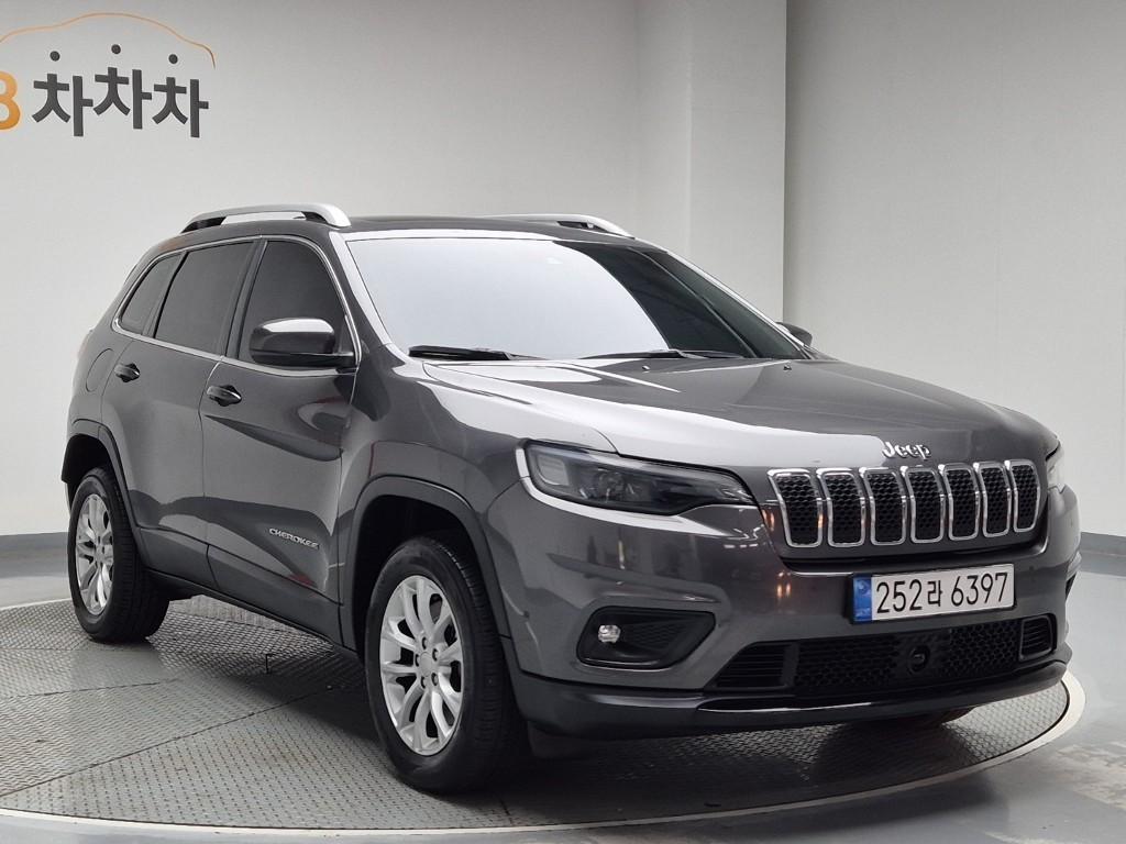 Jeep Cherokee - Vista 2