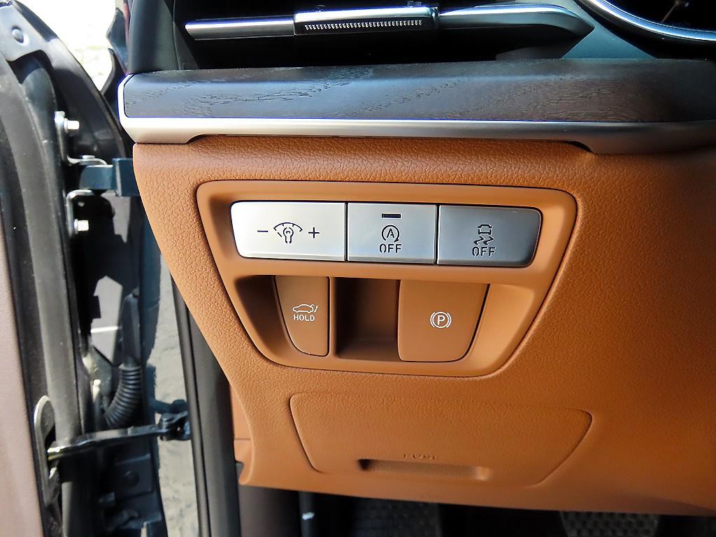 Genesis G80 - Vista 12